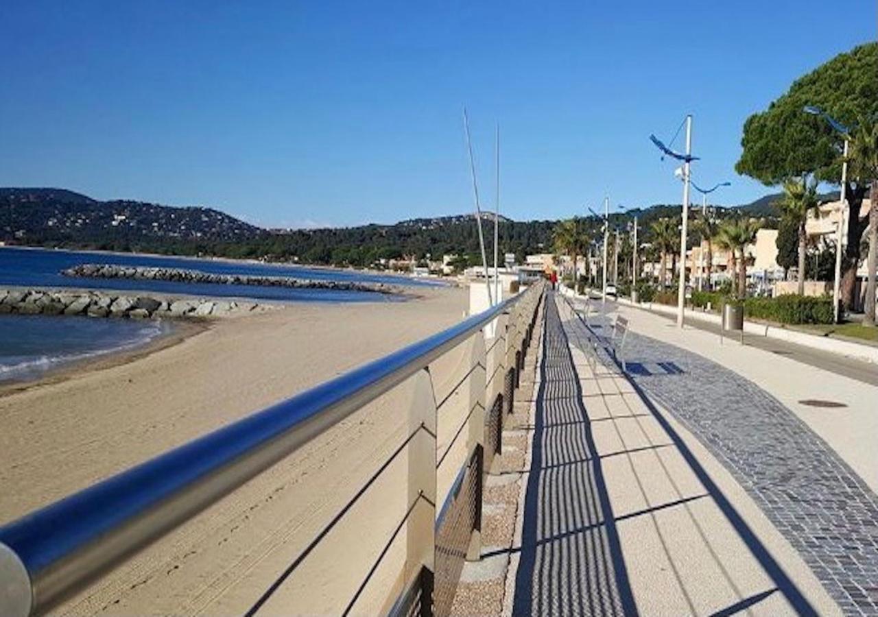 Studio 207-Front De Mer Parking Prive Cavalaire-sur-Mer Εξωτερικό φωτογραφία