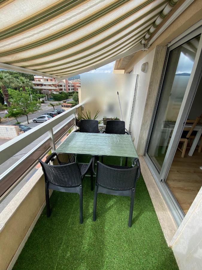Studio 207-Front De Mer Parking Prive Cavalaire-sur-Mer Εξωτερικό φωτογραφία