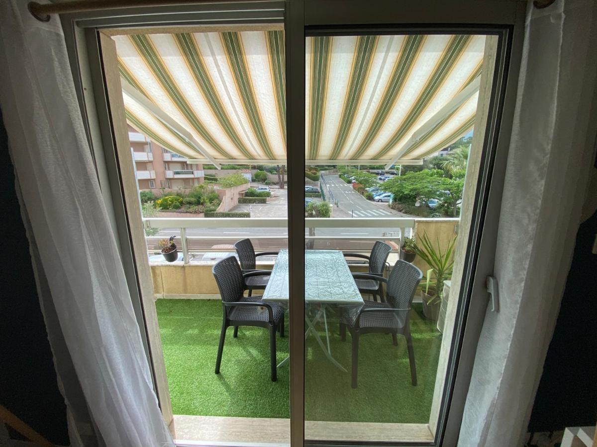 Studio 207-Front De Mer Parking Prive Cavalaire-sur-Mer Εξωτερικό φωτογραφία